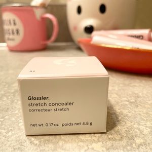 Glossier G6 stretch concealer